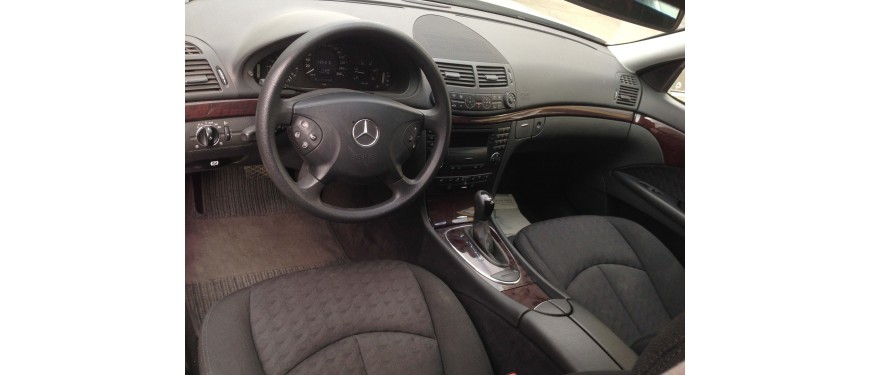 Mercedes E211 E270